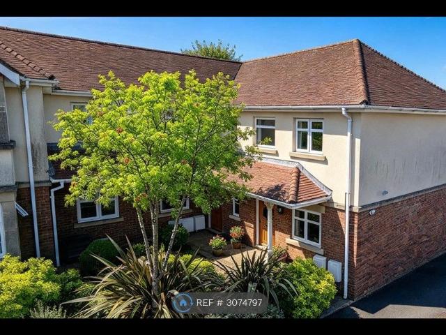 Apartment for rent in Birchgrove, Cardiff