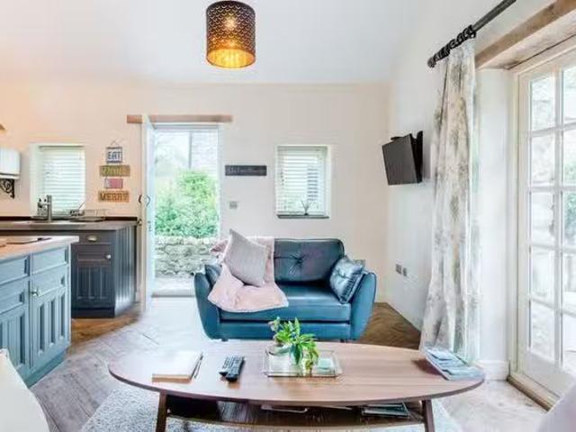 Apartment for rent in Narberth, Wales