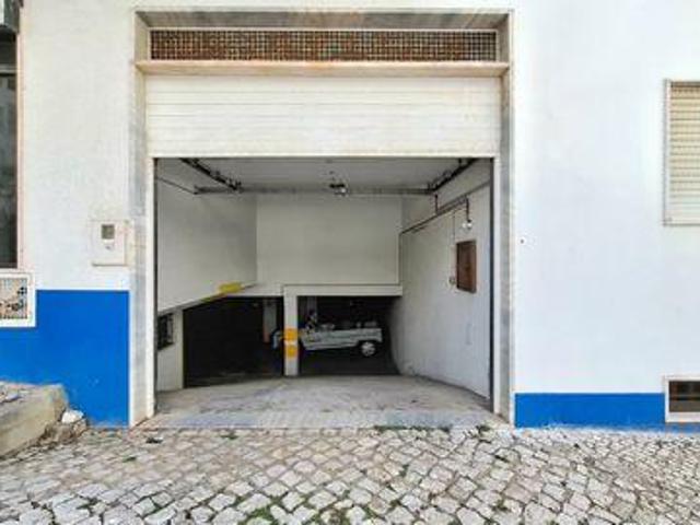 Garagem alugar em Mafra, Lisboa
