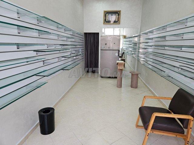 Local commercial location à Témara