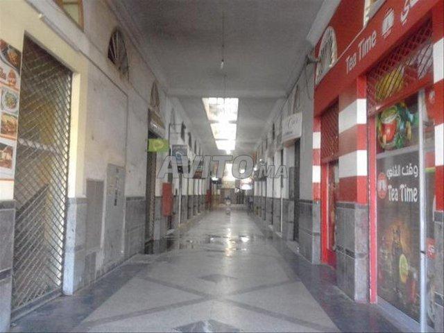 Local commercial location à Anfa, Gharb-Chrarda-Beni Hssen