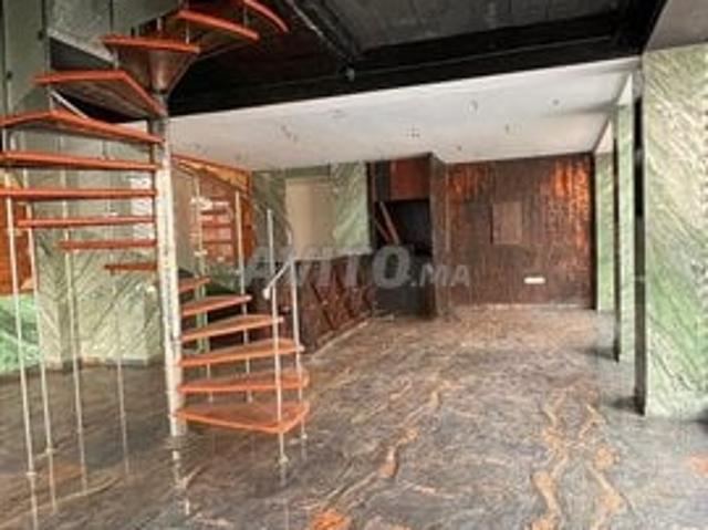 Local commercial vente à Anfa, Gharb-Chrarda-Beni Hssen
