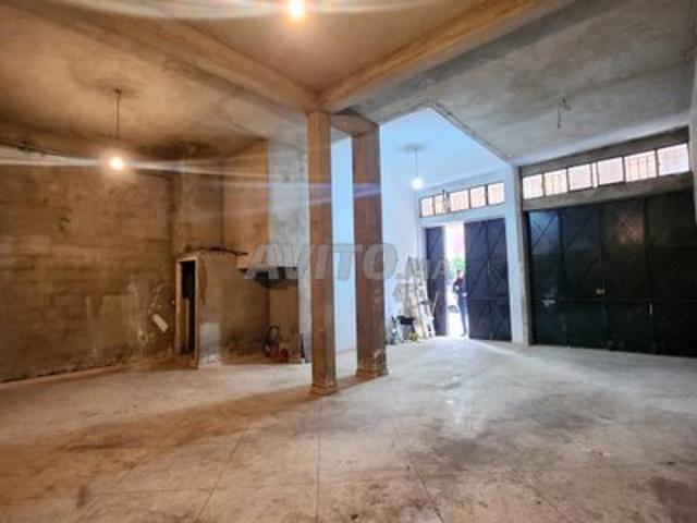 Local commercial location à Témara