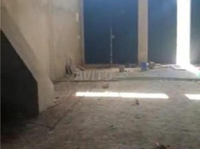 Local commercial vente à Gharb-Chrarda-Beni Hssen