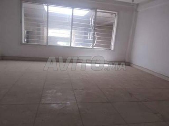 Local commercial vente à Ben Slimane