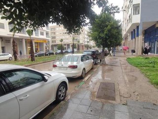 Local commercial vente à Bouskoura, Gharb-Chrarda-Beni Hssen