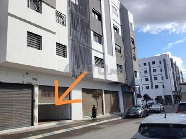 Local commercial location à Témara
