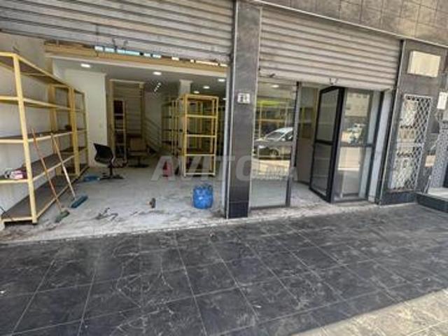 Local commercial location à Anfa, Gharb-Chrarda-Beni Hssen