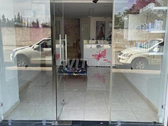 Local commercial location à Fès