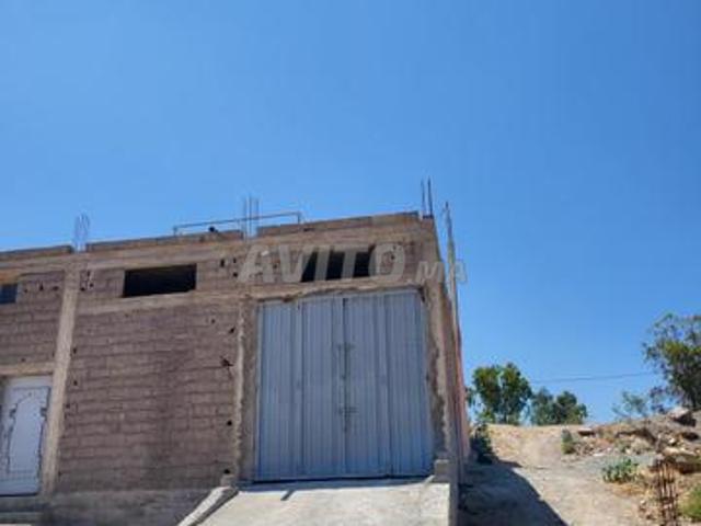 Local commercial location à L'Oriental