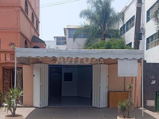 Local commercial location à Anfa, Gharb-Chrarda-Beni Hssen