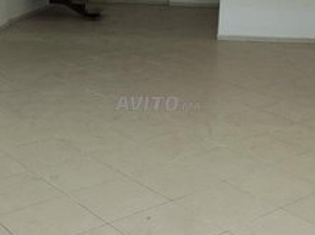 Local commercial location à Salé