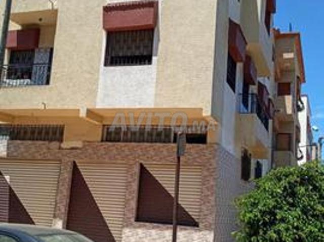 Local commercial location à Salé