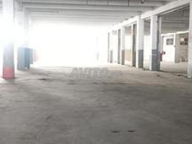 Local commercial location à Anfa, Gharb-Chrarda-Beni Hssen
