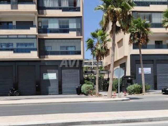 Local commercial location à Anfa, Gharb-Chrarda-Beni Hssen