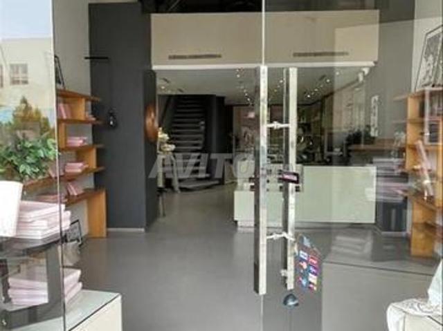 Local commercial location à Fès