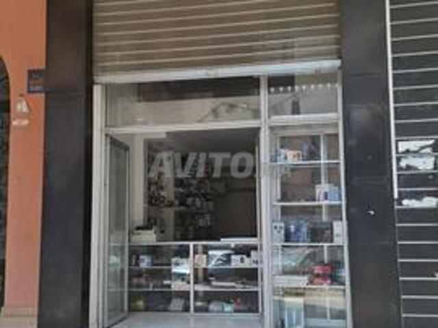 Local commercial location à L'Oriental