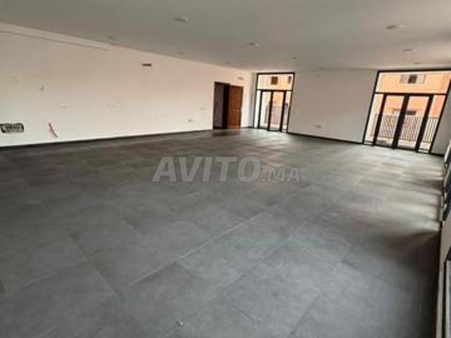 Local commercial location à L'Oriental