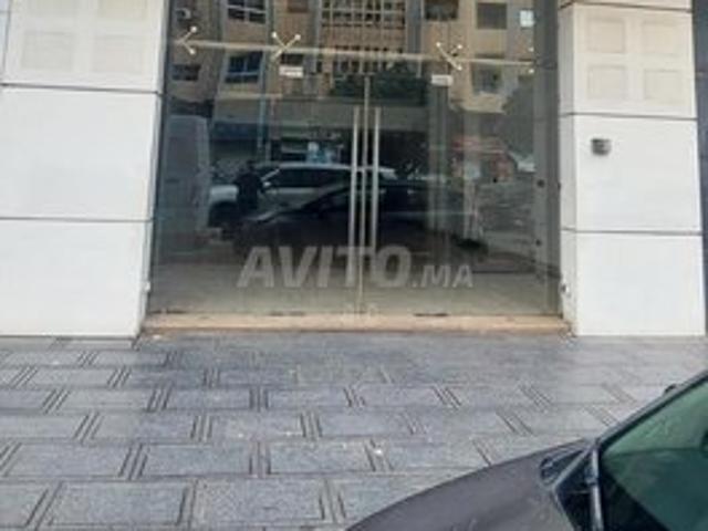 Local commercial location à Anfa, Gharb-Chrarda-Beni Hssen