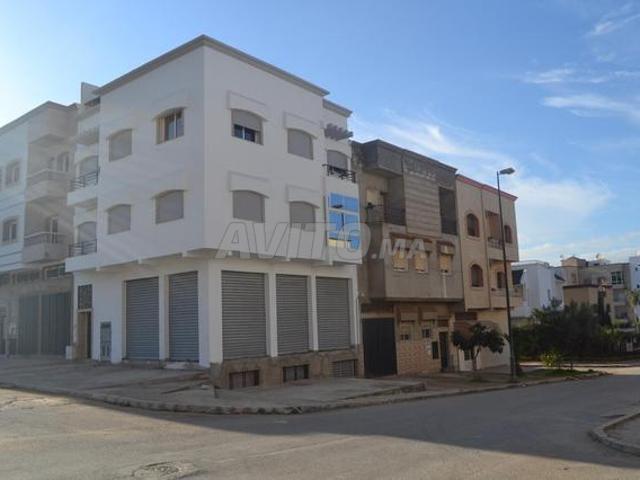 Local commercial location à Témara