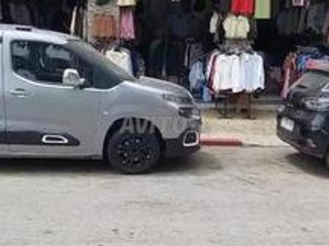 Local commercial vente à Tétouan, Tanger-Tétouan