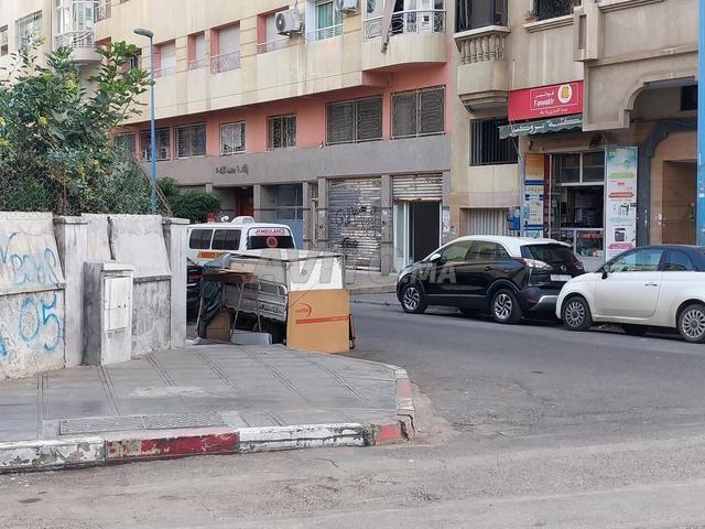 Local commercial vente à Anfa, Gharb-Chrarda-Beni Hssen