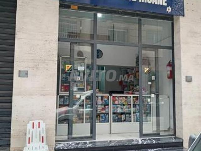 Local commercial vente à Anfa, Gharb-Chrarda-Beni Hssen