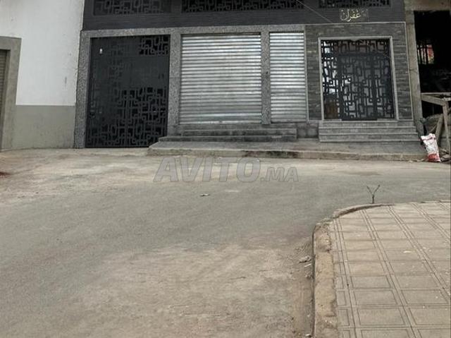 Local commercial vente à Aïn Attig