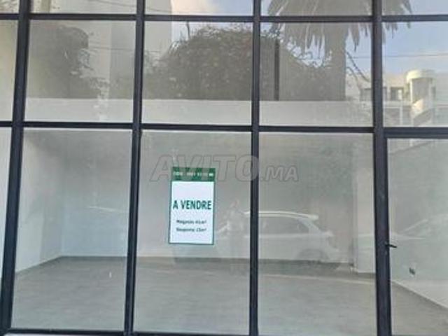 Local commercial vente à Anfa, Gharb-Chrarda-Beni Hssen