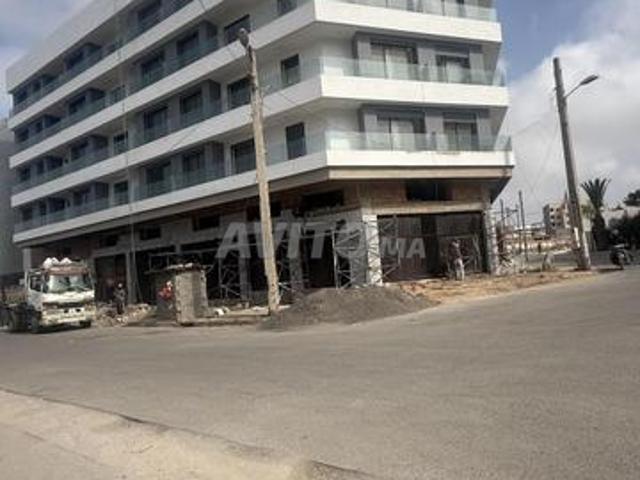 Local commercial vente à Anfa, Gharb-Chrarda-Beni Hssen