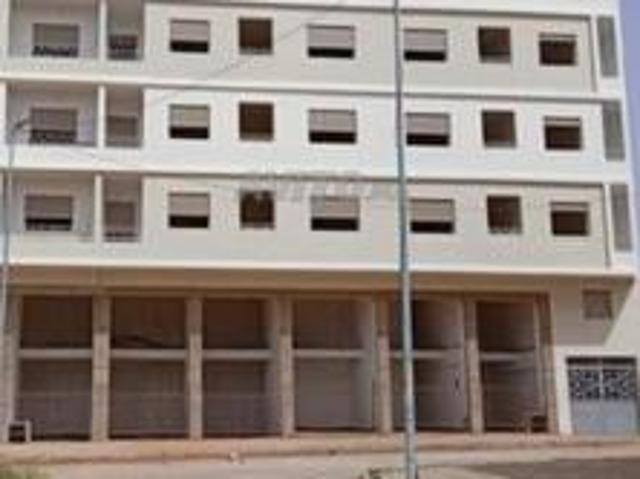 Local commercial vente à Anfa, Gharb-Chrarda-Beni Hssen