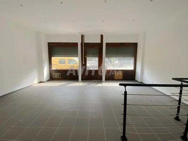 Local commercial vente à Anfa, Gharb-Chrarda-Beni Hssen