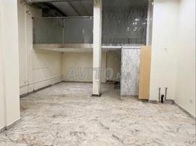 Local commercial vente à Anfa, Gharb-Chrarda-Beni Hssen