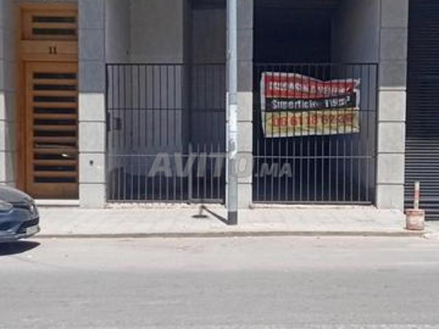 Local commercial vente à Anfa, Gharb-Chrarda-Beni Hssen