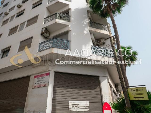 Local commercial vente à Anfa, Gharb-Chrarda-Beni Hssen