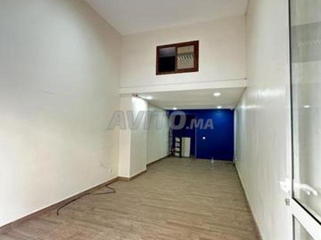 Local commercial vente à Anfa, Gharb-Chrarda-Beni Hssen