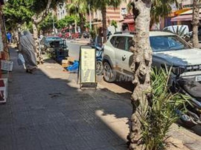 Local commercial vente à Anfa, Gharb-Chrarda-Beni Hssen