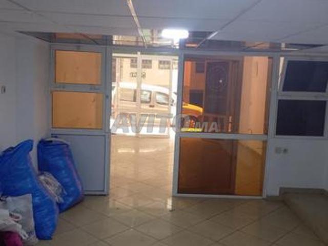 Local commercial location à Anfa, Gharb-Chrarda-Beni Hssen