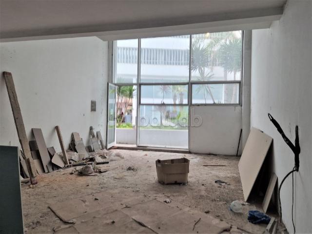 Local commercial vente à Anfa, Gharb-Chrarda-Beni Hssen