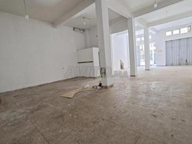 Local commercial vente à Anfa, Gharb-Chrarda-Beni Hssen