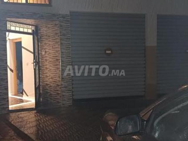 Local commercial location à Madagh