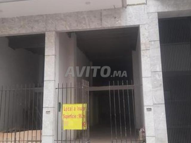 Local commercial location à Anfa, Gharb-Chrarda-Beni Hssen