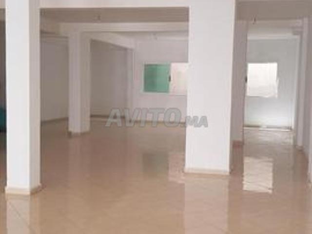 Local commercial location à Tasa