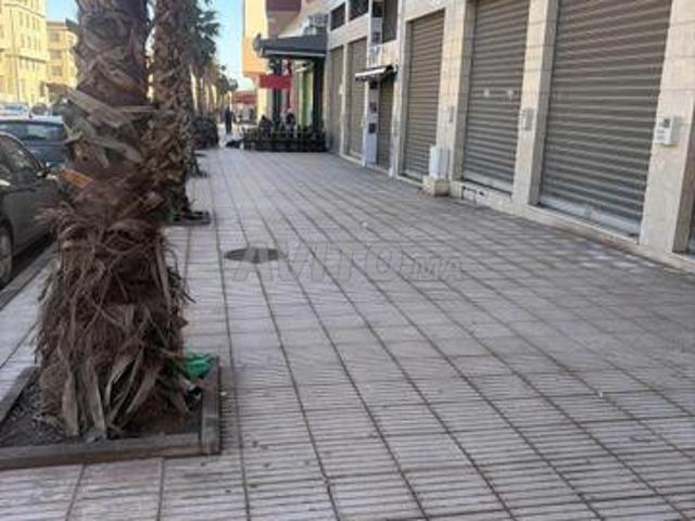 Local commercial location à L'Oriental