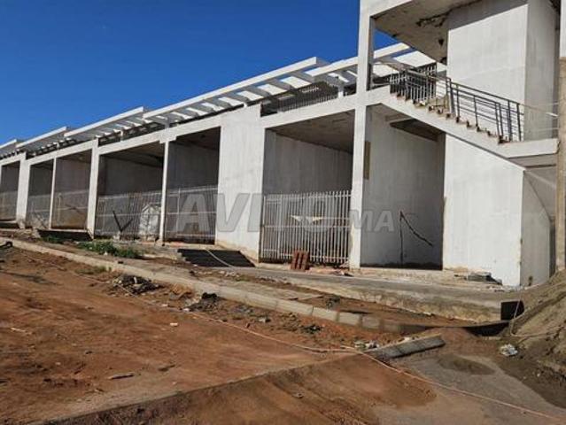 Local commercial location à Anfa, Gharb-Chrarda-Beni Hssen