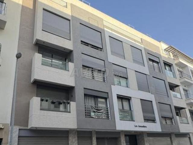Local commercial vente à Anfa, Gharb-Chrarda-Beni Hssen