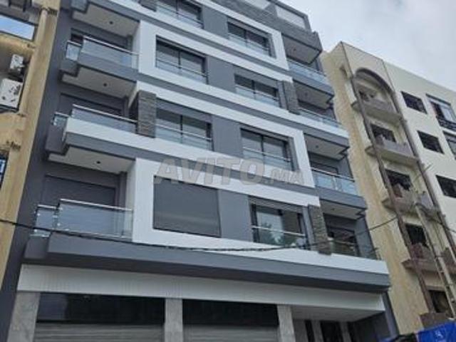 Local commercial vente à Anfa, Gharb-Chrarda-Beni Hssen