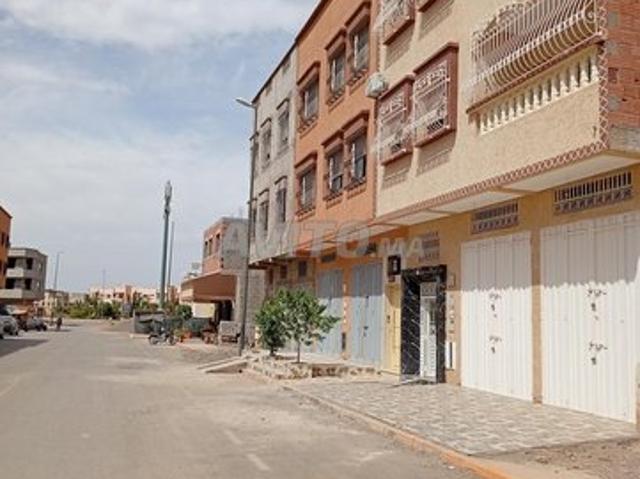 Local commercial location à L'Oriental