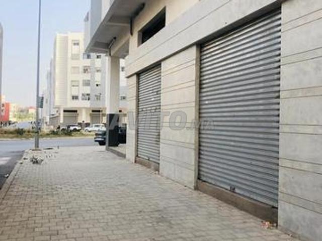Local commercial location à Salé