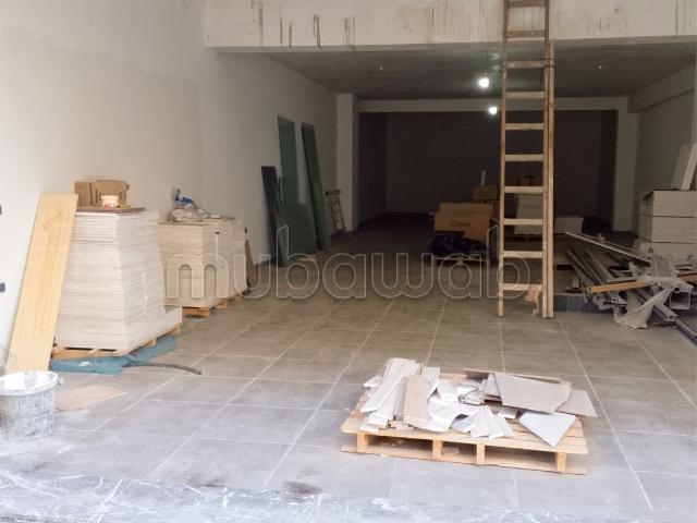 Local commercial location à Anfa, Gharb-Chrarda-Beni Hssen